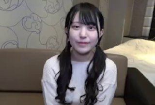 【V888AV】白裙肉肉萌妹，脱掉舔奶调情再到床上猛操呻吟娇喘诱人